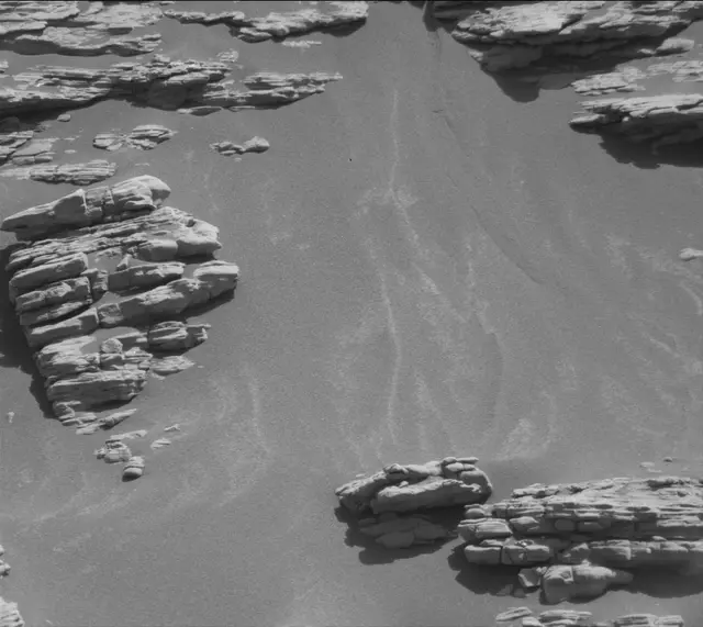 Sol 2943: Mast Camera (Mastcam)