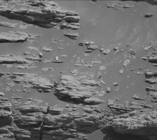 Sol 2943: Mast Camera (Mastcam)