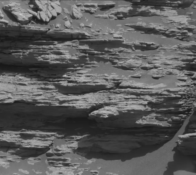 Sol 2943: Mast Camera (Mastcam)