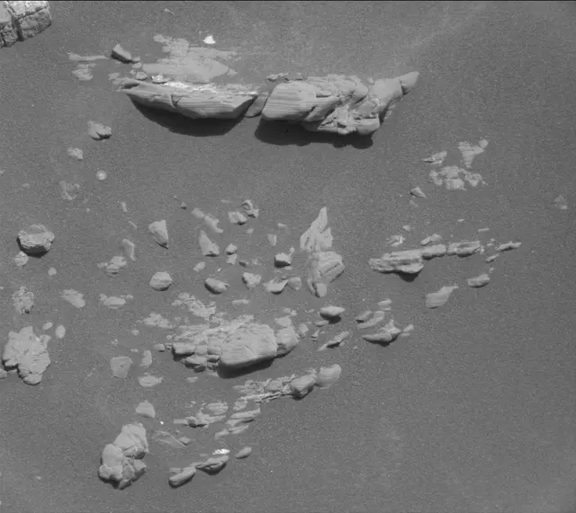 Sol 2943: Mast Camera (Mastcam)