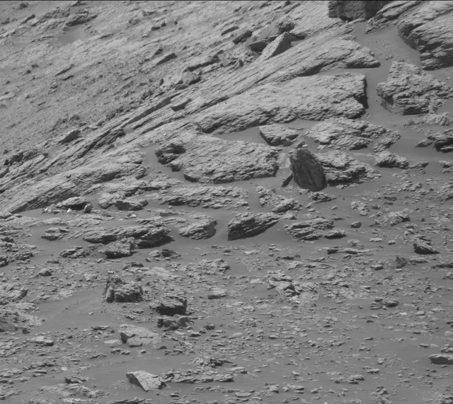 Sol 2943: Mast Camera (Mastcam)