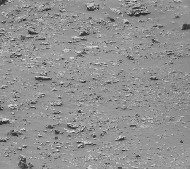 Sol 2943: Mast Camera (Mastcam)