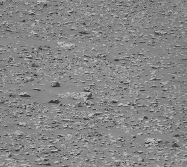 Sol 2943: Mast Camera (Mastcam)