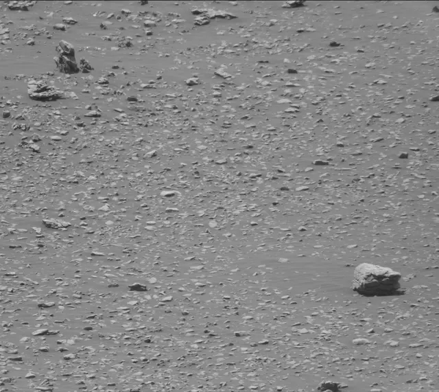 Sol 2943: Mast Camera (Mastcam)