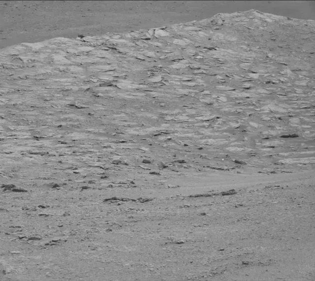 Sol 2945: Mast Camera (Mastcam)