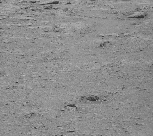 Sol 2945: Mast Camera (Mastcam)