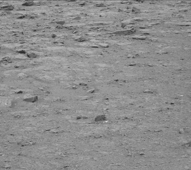 Sol 2945: Mast Camera (Mastcam)