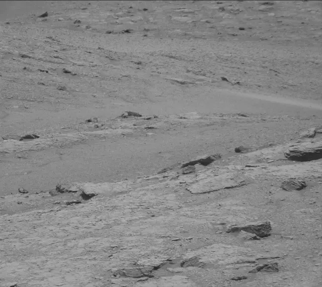 Sol 2945: Mast Camera (Mastcam)