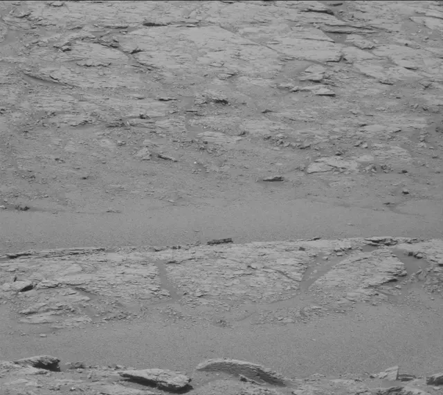 Sol 2945: Mast Camera (Mastcam)