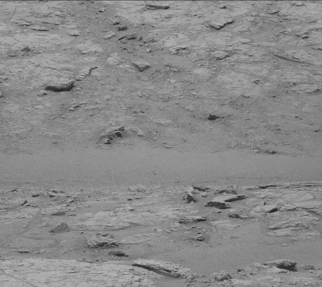 Sol 2945: Mast Camera (Mastcam)