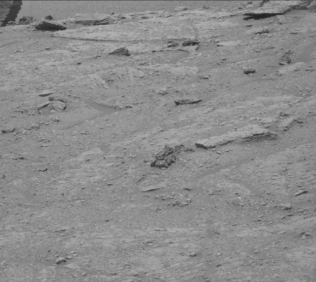 Sol 2945: Mast Camera (Mastcam)