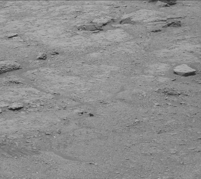 Sol 2945: Mast Camera (Mastcam)