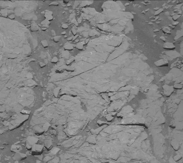 Sol 2945: Mast Camera (Mastcam)