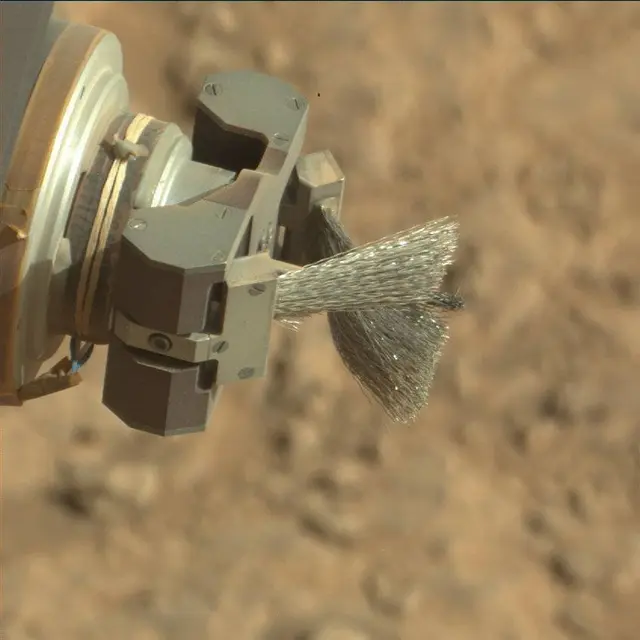 Sol 2945: Mast Camera (Mastcam)