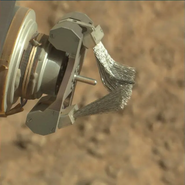 Sol 2945: Mast Camera (Mastcam)