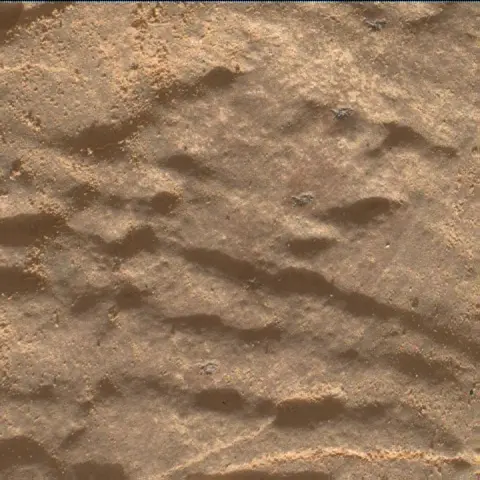 Sol 2945: Mars Hand Lens Imager (MAHLI)