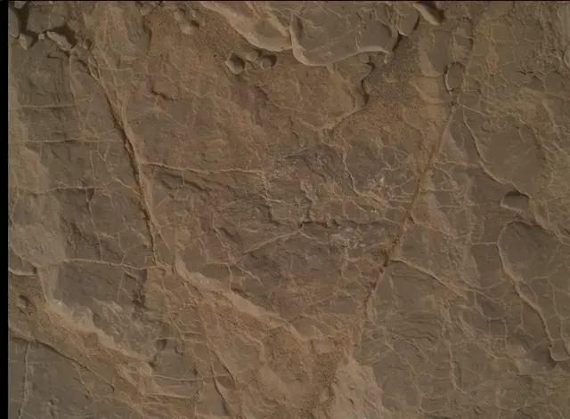Sol 2945: Mars Hand Lens Imager (MAHLI)