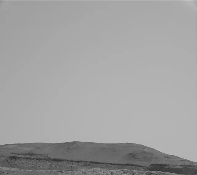 Sol 2946: Mast Camera (Mastcam)