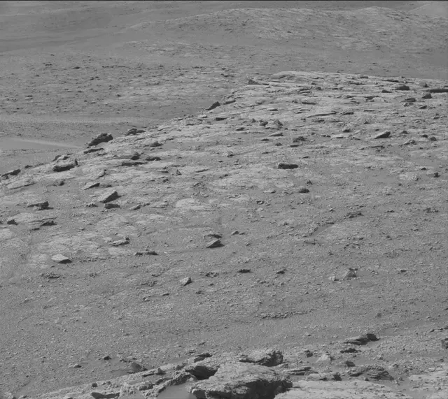 Sol 2946: Mast Camera (Mastcam)