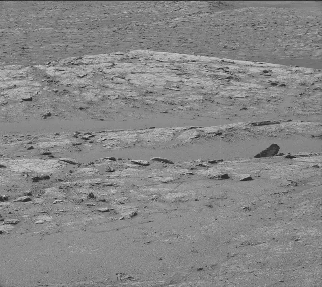 Sol 2946: Mast Camera (Mastcam)