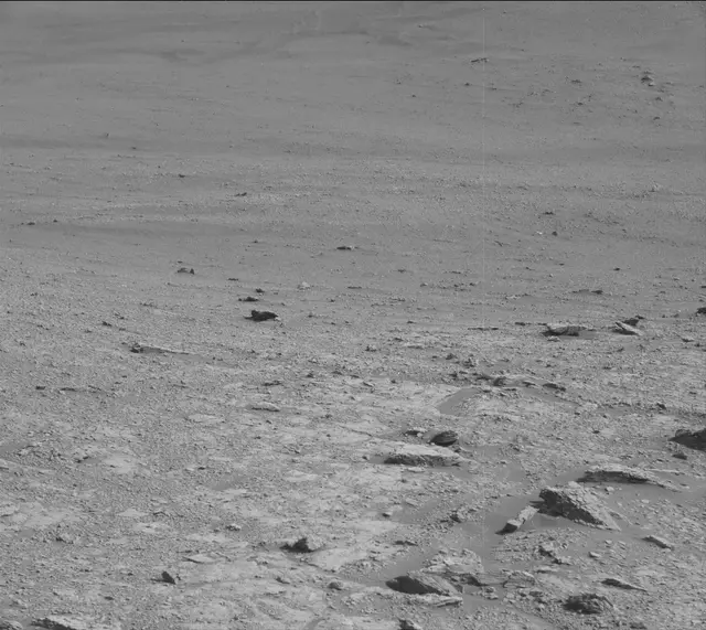 Sol 2946: Mast Camera (Mastcam)