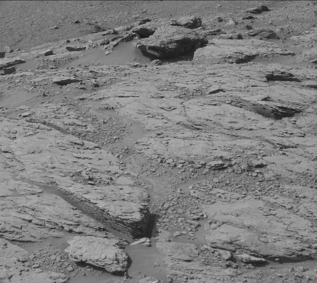 Sol 2946: Mast Camera (Mastcam)