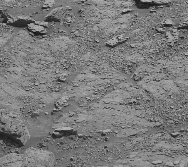 Sol 2946: Mast Camera (Mastcam)