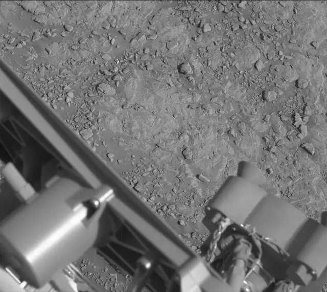 Sol 2946: Mast Camera (Mastcam)