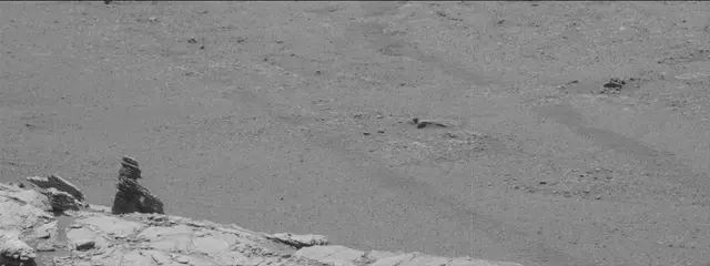 Sol 2947: Mast Camera (Mastcam)