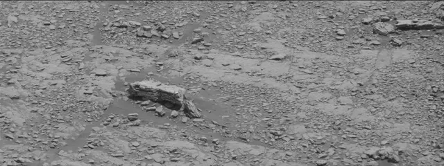 Sol 2947: Mast Camera (Mastcam)