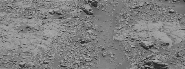 Sol 2947: Mast Camera (Mastcam)