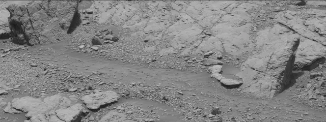 Sol 2947: Mast Camera (Mastcam)