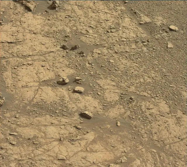 Sol 2947: Mast Camera (Mastcam)