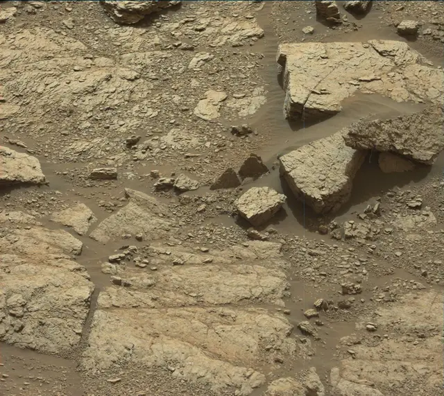 Sol 2947: Mast Camera (Mastcam)