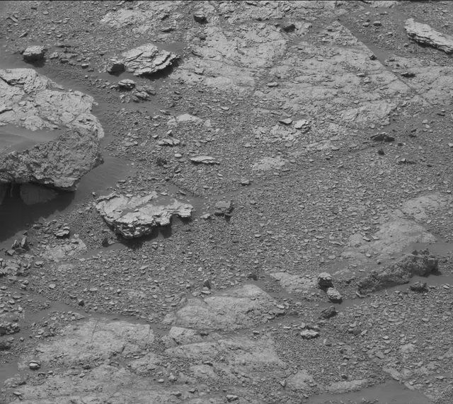 Sol 2947: Mast Camera (Mastcam)