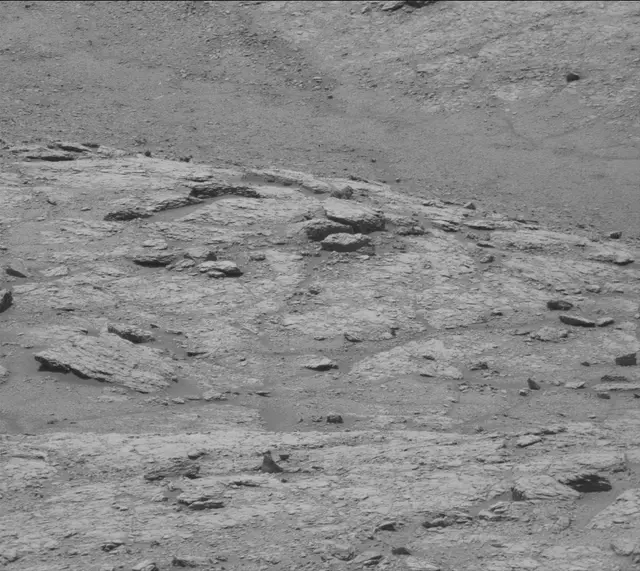 Sol 2947: Mast Camera (Mastcam)