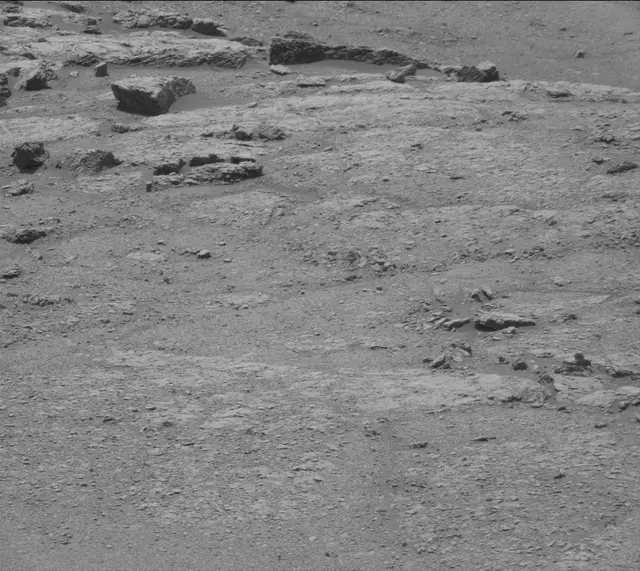 Sol 2947: Mast Camera (Mastcam)