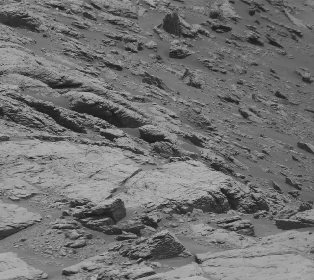 Sol 2947: Mast Camera (Mastcam)