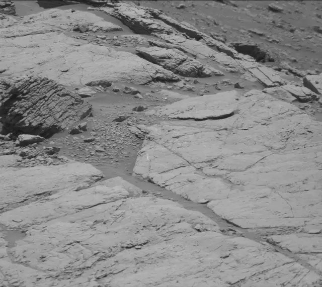 Sol 2947: Mast Camera (Mastcam)