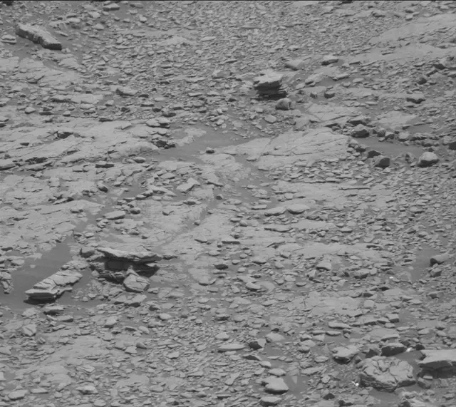 Sol 2947: Mast Camera (Mastcam)