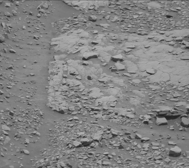 Sol 2947: Mast Camera (Mastcam)