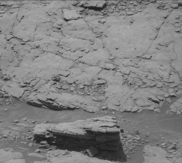 Sol 2947: Mast Camera (Mastcam)