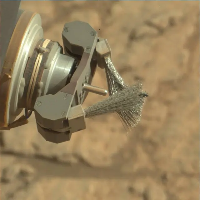 Sol 2949: Mast Camera (Mastcam)