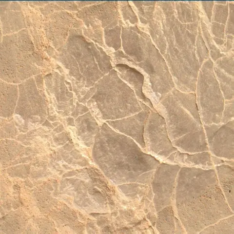 Sol 2949: Mars Hand Lens Imager (MAHLI)
