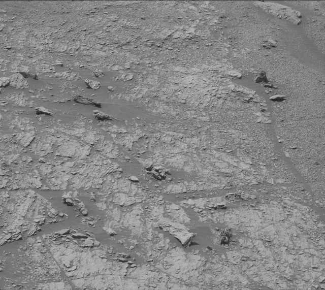 Sol 2950: Mast Camera (Mastcam)