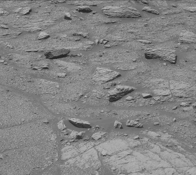 Sol 2950: Mast Camera (Mastcam)