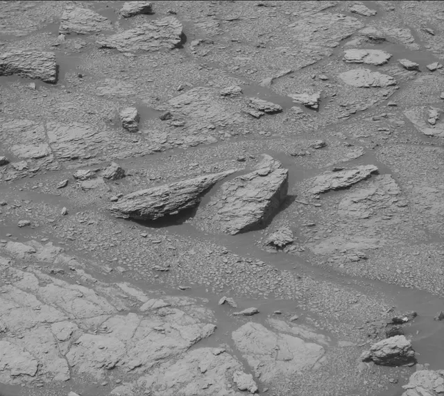 Sol 2950: Mast Camera (Mastcam)