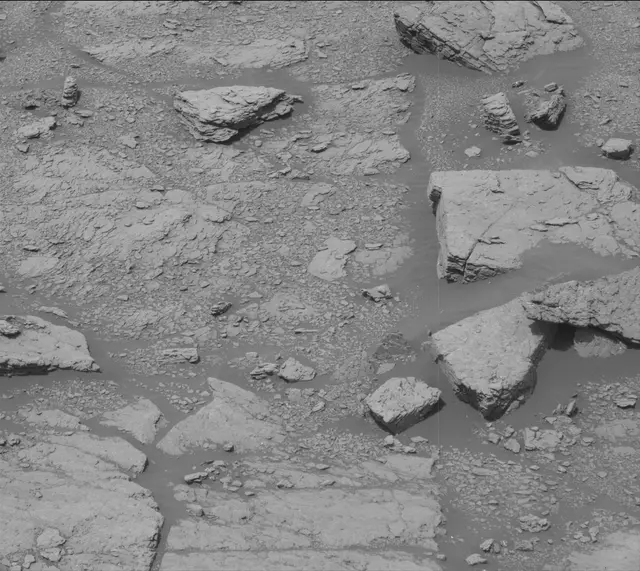 Sol 2950: Mast Camera (Mastcam)