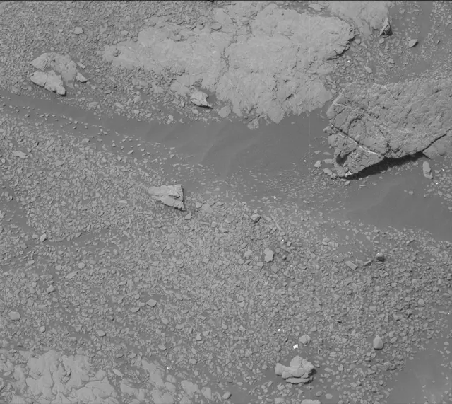 Sol 2950: Mast Camera (Mastcam)