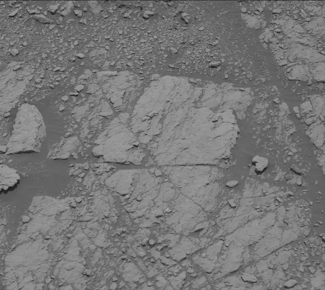 Sol 2950: Mast Camera (Mastcam)